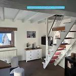 Maison Des Vignes- Troquairou Et Becca Motta Appartamento *